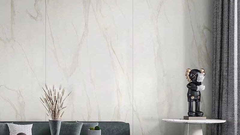 客厅防滑防污瓷砖定制：如何打造安全舒适的家