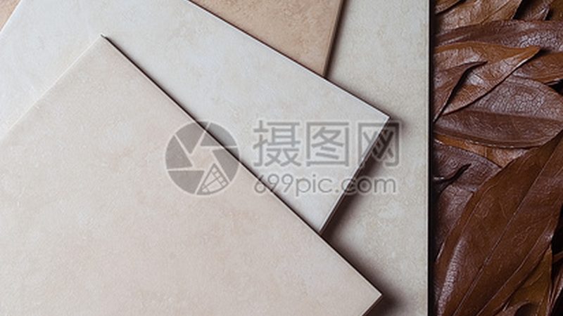 以下是一些常见的瓷砖美缝剂施工价格参考，供您参考：
